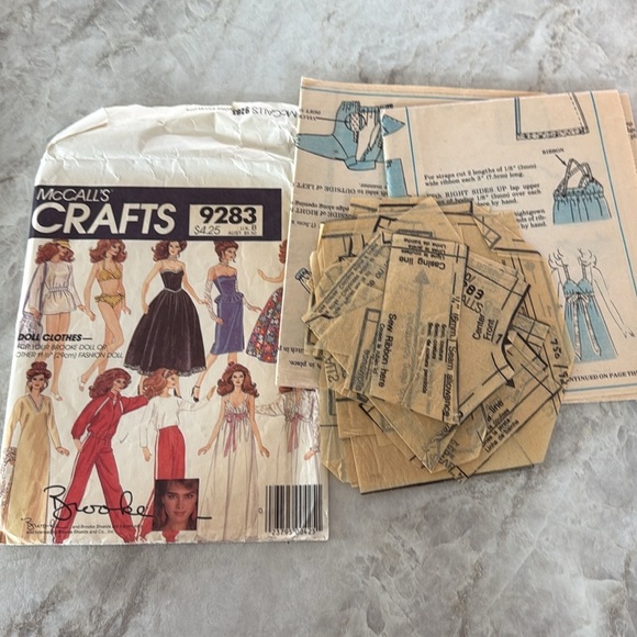McCall's VINTAGE BROOKE SHIELD SEWING PATTERNS 9316 696  9283 BARBIE CLOTHES - Picture 9 of 11